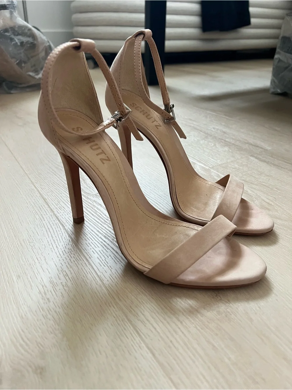 Schutz Cadey-Lee Leather Ankle-Strap Sandals